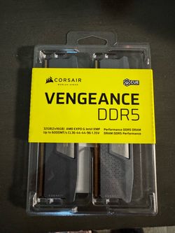 CORSAIR Vengeance 32GB (2 x 16GB) 288-Pin PC RAM DDR5 6000