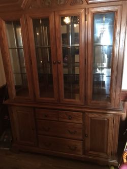 Oak hutch with matching table and 6 chairs