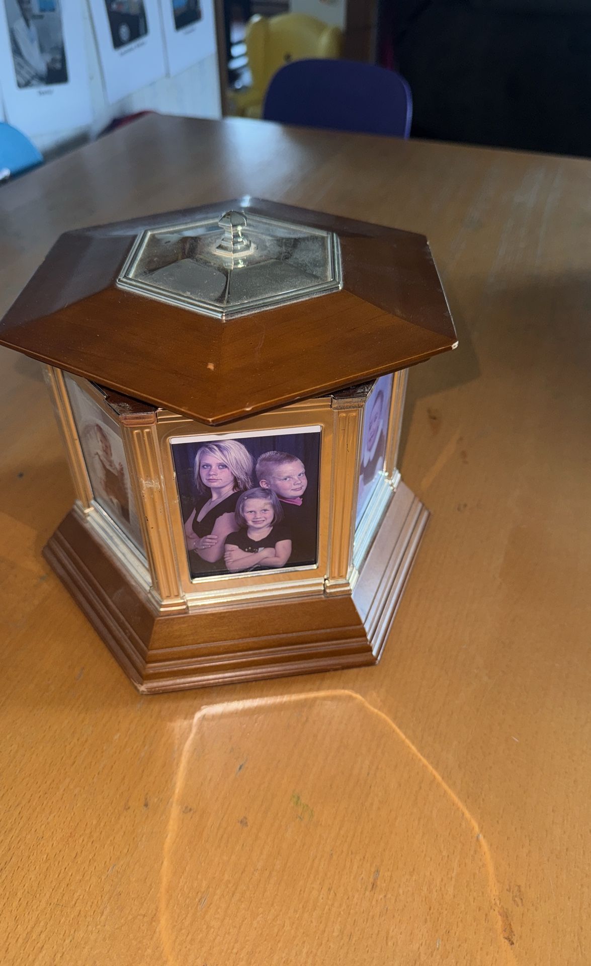 Wooden Carrousel Photo Gallery And Jewelry