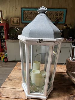 Large floral candle