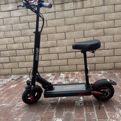 Electric scooter