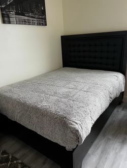 Queen bedroom set