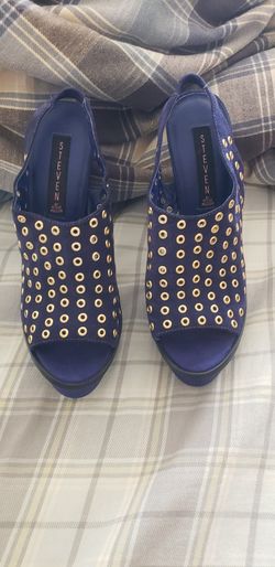 Steve Madden25$ New blue heels9M