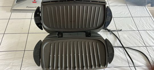 George Foreman lean mean grilling machine