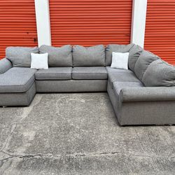 Sectional Couch (Delivery available)