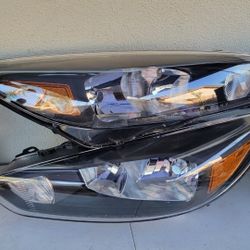 15-18 Ford Focus Headlights Luces Calaveras Micas Faros Focos Faroles Headlamps 