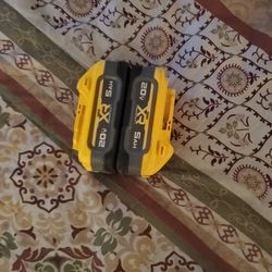 DEWALT POWER STACK BATTERIES 5AH  USED 