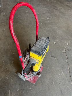 BOSCH Jackhammer and bits