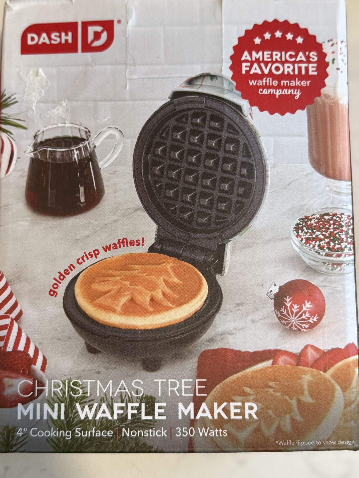 New in Box Dash Christmas Tree 4” Mini Waffle Maker
