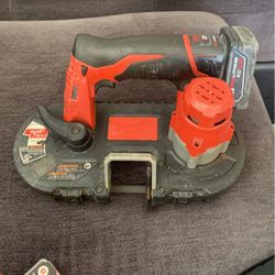 Selling Used Milwaukee Ban Saw With 3.0 Battery 