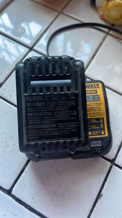 De Walt charger and battery