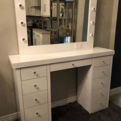 Vanity Set