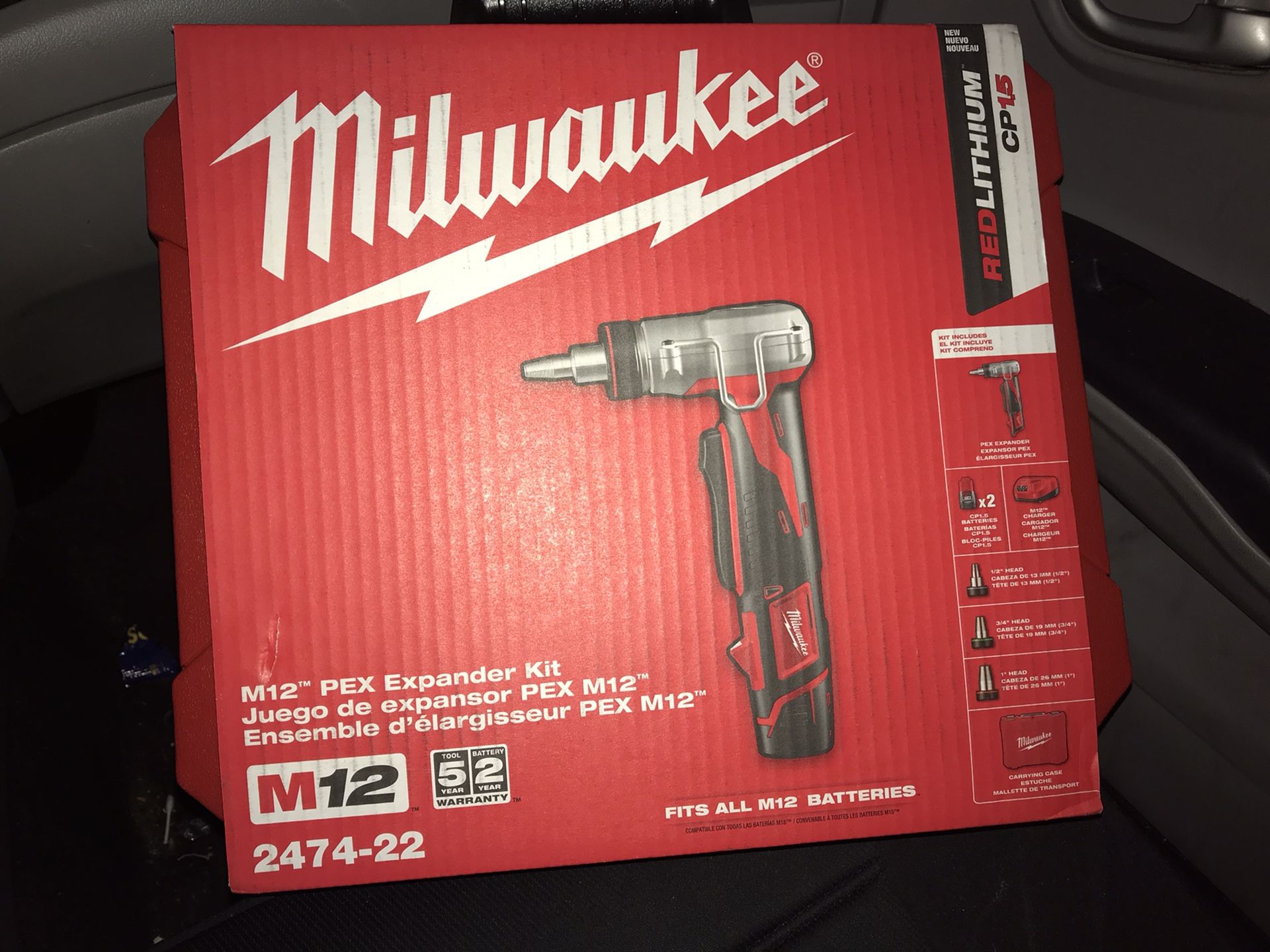 MilwaukeeI am 12 packs expander kit 2474 –22
