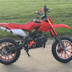 red mini dirt bike