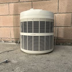 Family Room Air Cleaner