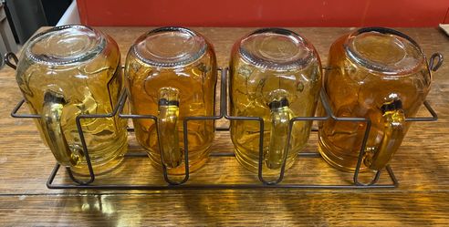 Vintage "Country Style" Amber Glass Mugs (Set of 4) with Black Wire Rack