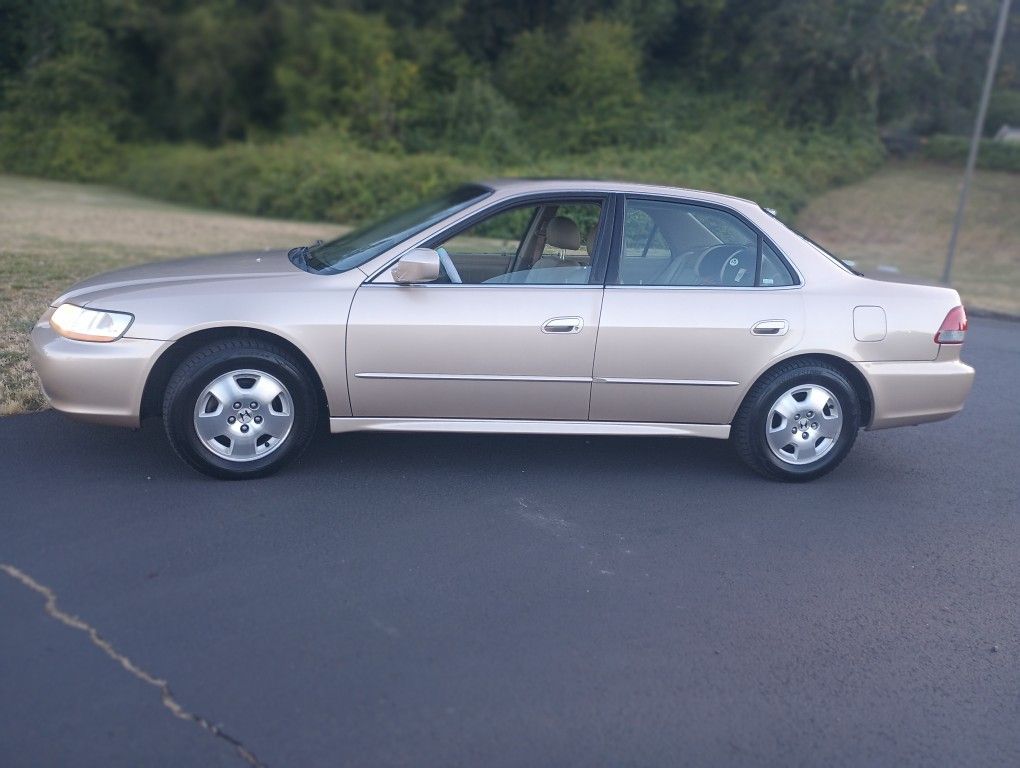 2002 HONDA ACCORD