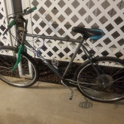 Huffy Stone Mountain Bike 18 Speed