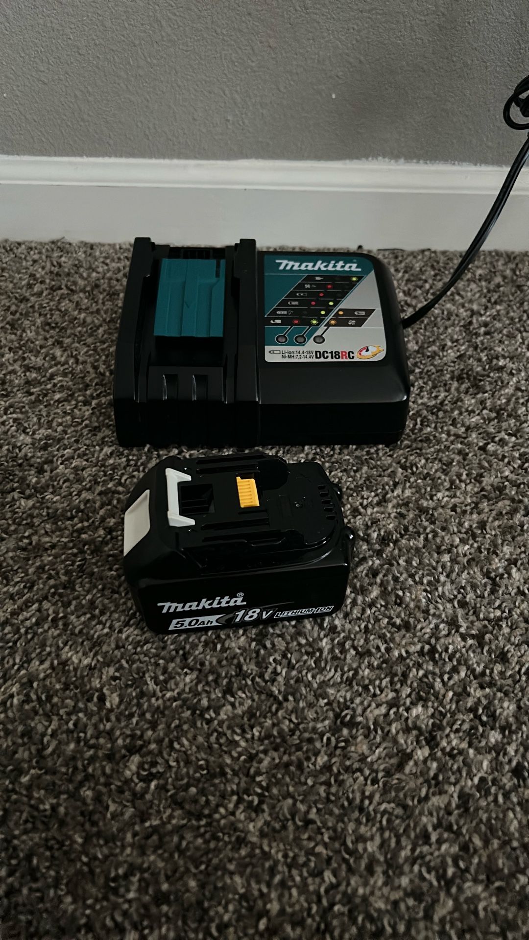 Makita 18v Battery + Charger