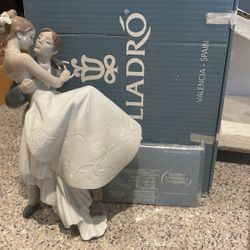 Lladro The Happiest Day (El Dia Mas Feliz)