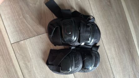 Knee & Elbow Pads- Black/youth