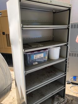 Metal Garage Cabinet With Lock And Keys 