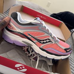 Saucony Sneakers Progrid Omni9 Brand New Size 10.5