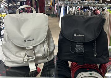 Lulu backPack🤍🖤