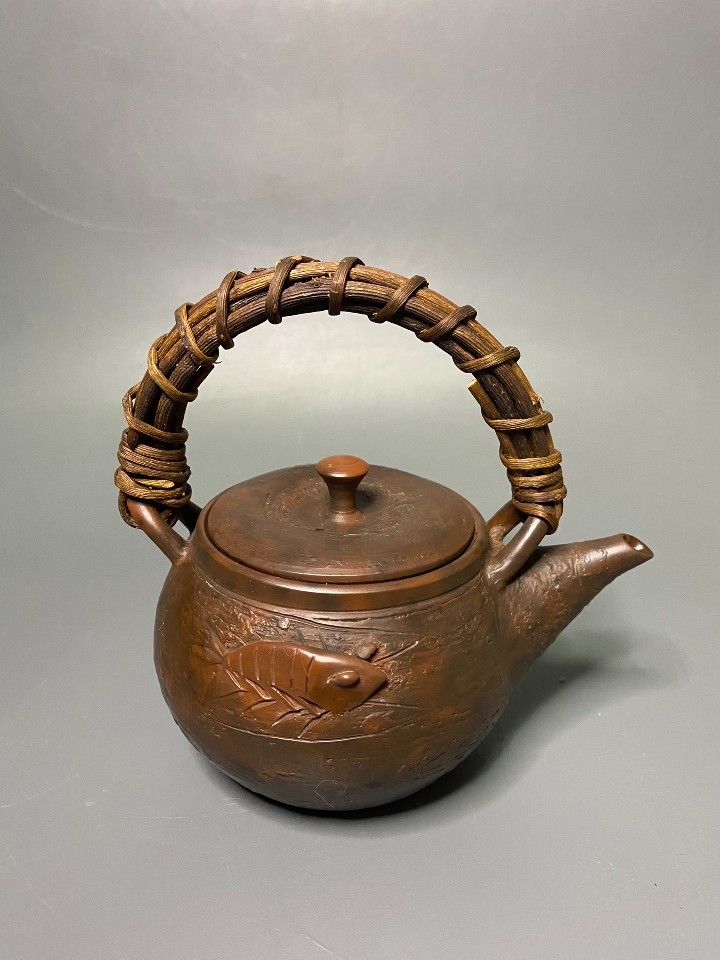 Tokirayaki teapot made by the late master Sozo Inoue