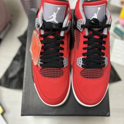 Air Jordan 4 Retro Toro Bravo Leather Sneakers 
