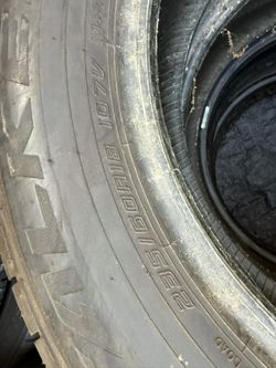 2 Falken Tires 235 60 18