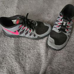Women's Nike Size 10w