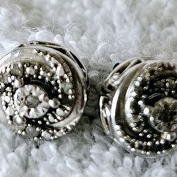 Diamond Earrings 1/10 Ct Tw set in 925 Silver 