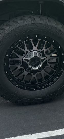 20” Wheels With 35s