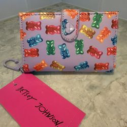 Betsey Johnson Gummy Bear Wallet 🐻 