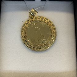 GREAT CONDITION 10k COIN PENDANT 
