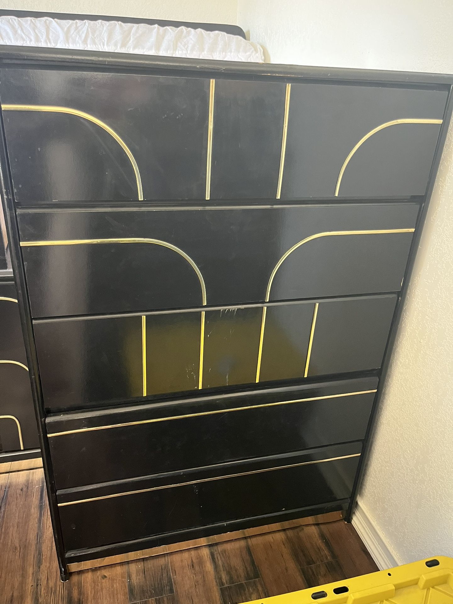 Vintage Dresser Set - Tall dresser