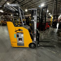 Electric Forklift