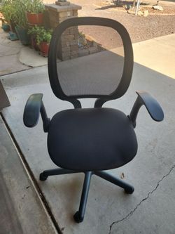Mainstays Ergonomic Mesh Rolling Black Fabric Adjustable Office Chair, Flip Up Arms, Nice Condition