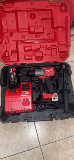 Taladro Milwaukee Fuel 