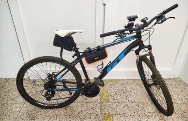 GT Aggressor Pro Mountain Bike 27.5" Disc Brakes - Ready to Ride