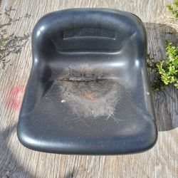 ((READ AD))((Seat poulan/craftsman/husqvarna)) Mower