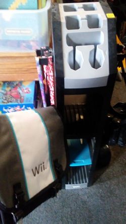 Wii stand and wii carry case