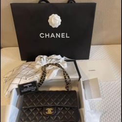 Medium Chanel Flap Bag