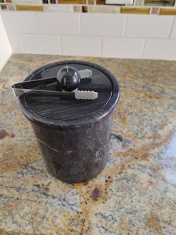 Black Marble Ice Bucket with Tongs
