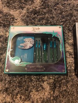 Disney make up brush set