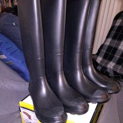 Black Rain Boots