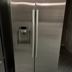 Refurbished Refrigerator 