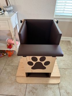 Bailey Wood Chair for dogs