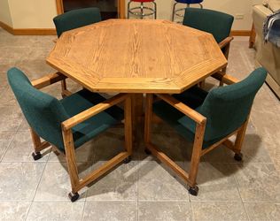 Oak Poker Table with 4 Rolling Chairs